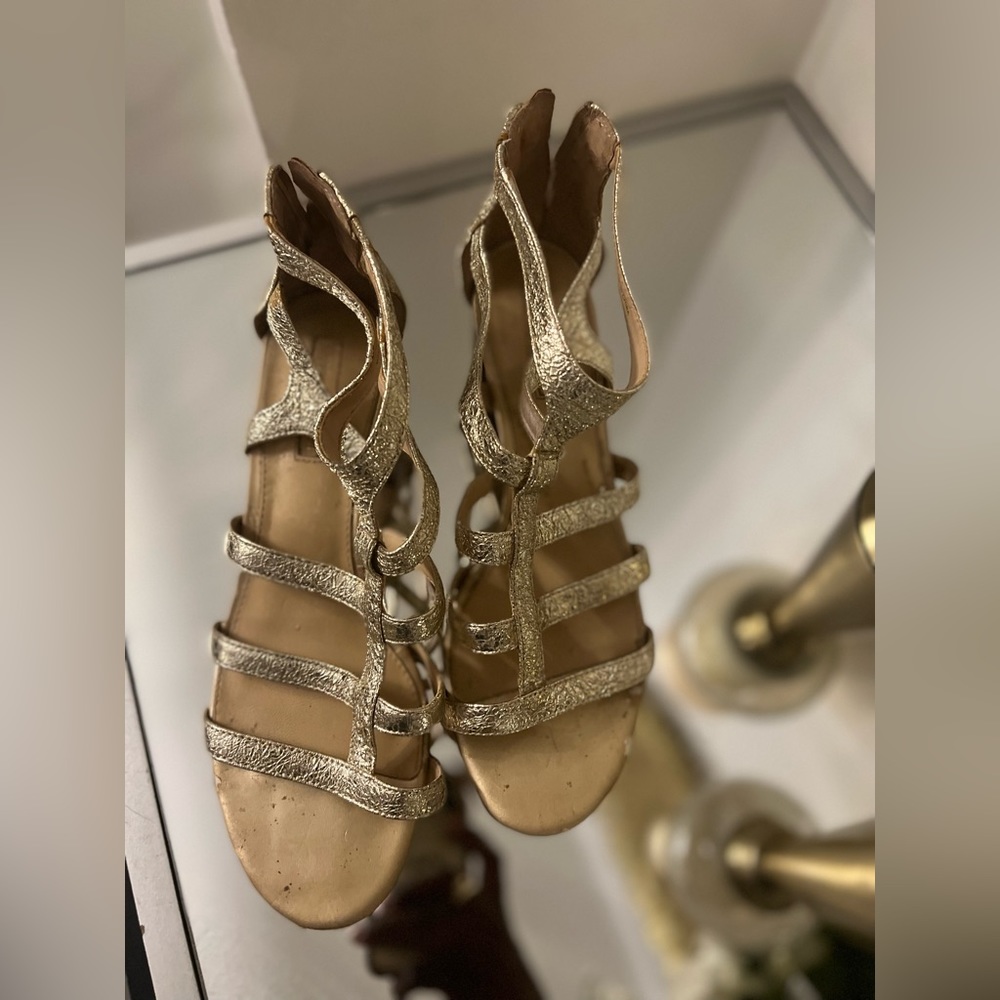 Beautiful Gold shoes